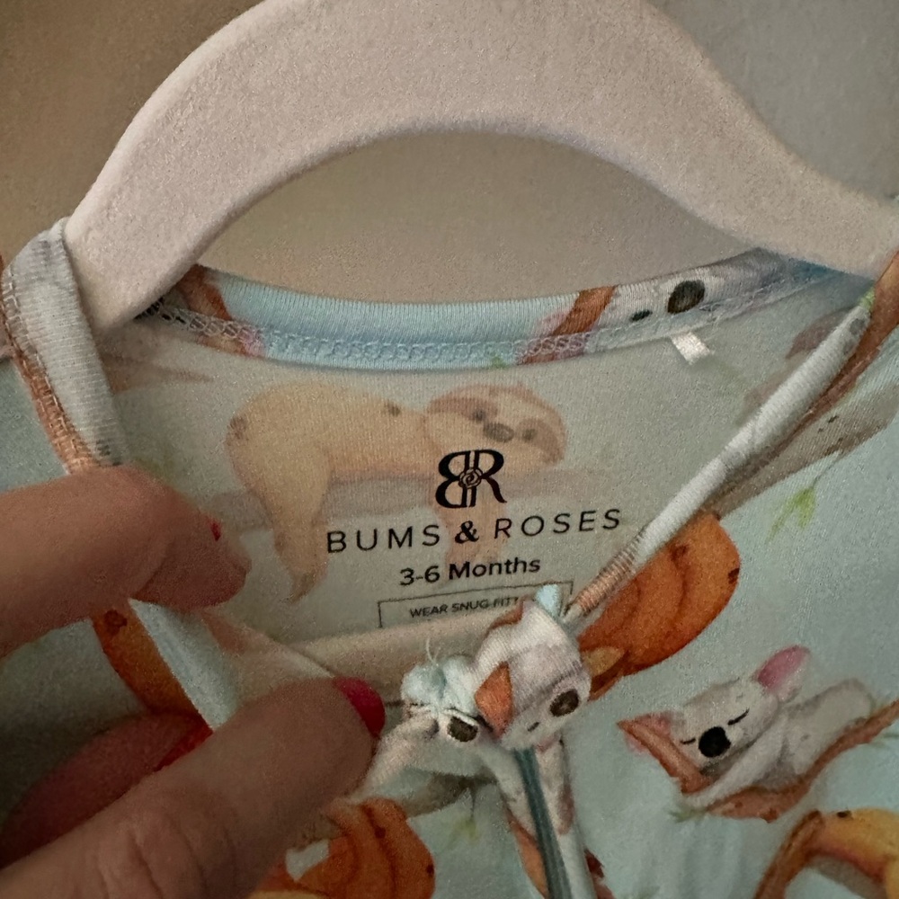 Bums&Roses short sleeve romper - sloths😍